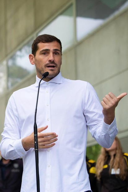 El pasado mes de mayo, Iker sufrió una afección cardiaca durante un entrenamiento, por lo que actualmente se recupera de su problema de salud. (ARCHIVO)