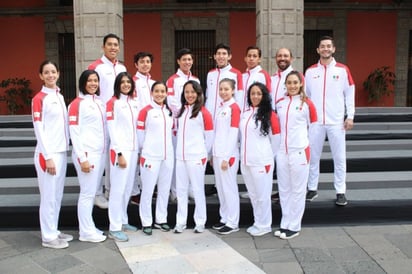 Los participantes en las modalidades de combate y poomsae, solamente esperan la hora para viajar a Perú y entrar en acción. (Cortesía FMTKD)