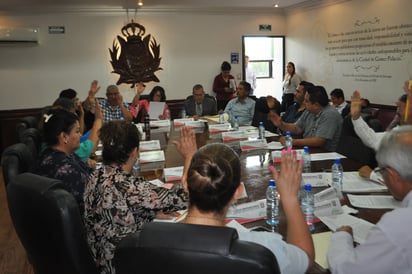 Aprueban los estados financieros de Gómez Palacio durante la sesión ordinaria de Cabildo. (EL SIGLO DE TORREÓN)