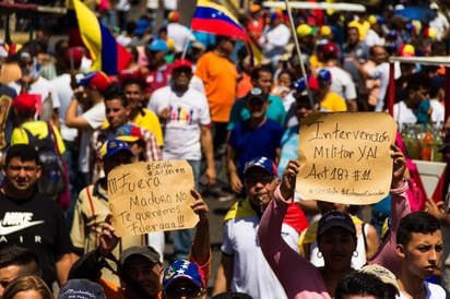 Argentina, Chile, Colombia, Paraguay, Perú y Canadá denunciaron a Venezuela ante el tribunal internacional el pasado 26 de septiembre en un paso sin precedentes, pues se trató la primera vez en los 16 años de historia de la CPI que un grupo de Estados Parte remitió a la Fiscalía la situación de un tercer país. (ARCHIVO)