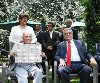 Don Nacho es una leyenda viviente del balompié nacional, ya que es el estratega con más campeonatos en la historia del futbol 'azteca', al sumar siete con cuatro diferentes equipos.
(ARCHIVO)