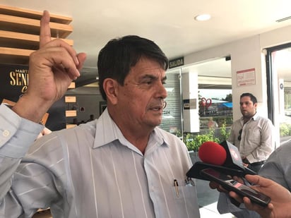 El excandidato de Morena, Fernando Ulises Adame de León, declaró esta mañana que acudirá a la Sala Regional Guadalajara del Tribunal Electoral del Poder Judicial de la Federación para interponer una impugnación en contra de esta resolución. (EL SIGLO DE TORREÓN/ANGÉLICA SANDOVAL)