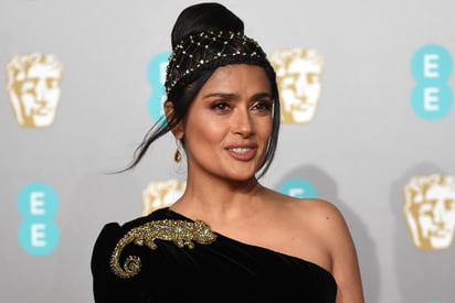 Emocionada. Salma Hayek se encuentra feliz porque dará vida a 'Ajak' en la Fase Cuatro del Universo Marvel.