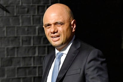 Javid abandona la titularidad de la cartera de Interior a la que accedió en abril del año pasado para convertirse en nuevo 'chancellor', como se conoce al ministro de Economía. (EFE)