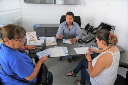 Palacios detalló que, para evitar cortes en el servicio se debía llevar a cabo un nuevo acuerdo, para lo que era necesario que la totalidad de los interesados acudiera durante la próxima semana a llevarlo a cabo.
(EL SIGLO DE TORREÓN)