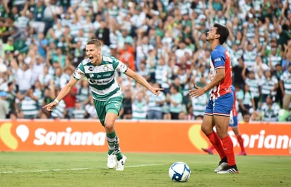 Santos Laguna se enfrenta este domingo ante los Bravos de Juárez en el Estadio Corona. (JORGE MARTÍNEZ) 