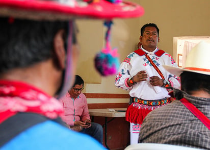 A través de tres foros de consulta realizados en el norte del país, los pueblos indígenas y jornaleros agrícolas aportaron sus ideas para la construcción de la reforma constitucional sobre sus derechos fundamentales.  (ARCHIVO)