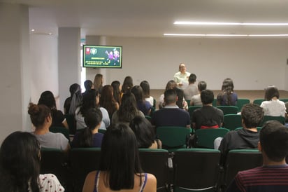 UJED Gómez Palacio retoma actividades con cursos de inducción.