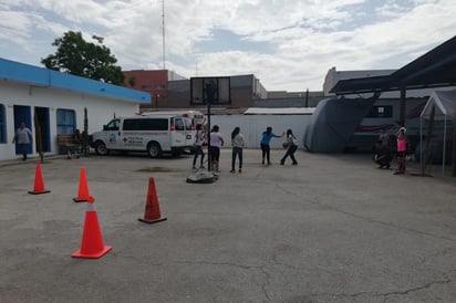 Aconseja Cruz Roja a los padres de familia estar atentos a las actividades que realizan los menores de edad para evitar accidentes. (CUAUHTÉMOC TORRES)