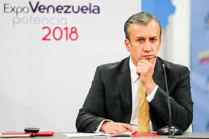 La información señaló que El Aissami facilitó los envíos de narcóticos desde Venezuela, lo que incluía el control sobre los aviones que salían desde una base aérea de ese país y de las rutas de los estupefacientes a través de puertos. (EFE)