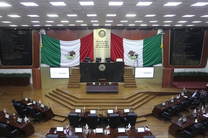 El receso de la actual legislatura inició el pasado 31 de mayo y concluirá el primero de septiembre del presente año. (EL SIGLO DE TORREÓN)