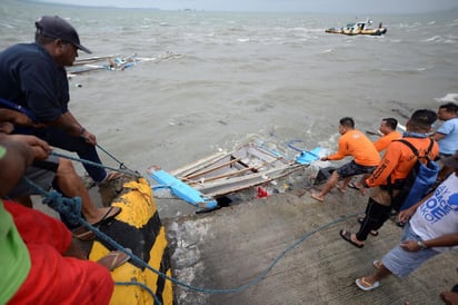 Alrededor de 20 tifones y tormentas azotan Filipinas cada año, ya que el archipiélago se ubica en el cinturón de tifones y terremotos del Pacífico. (EFE)