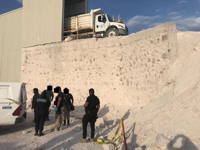 Un hombre de 59 años de edad perdió la vida en un accidente de trabajo registrado la mañana de este miércoles en una empresa ubicada en el poblado La Torreña del municipio de Gómez Palacio. (EL SIGLO DE TORREÓN)