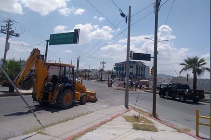 La fuga de gas ocurrió en el cruce de la calzada Manuel Gómez Morín y bulevar Pedro Rodríguez Triana. (EL SIGLO DE TORREÓN)