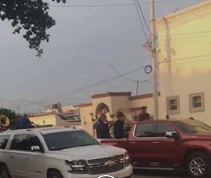  Sergio Alberto del Villar Suárez, jefe de la plaza en Sonora, de la organización criminal 'Los Salazar', asesinado en un restaurante de Hermosillo frente a varios niños, fue sepultado el jueves en el municipio de Navojoa. (ESPECIAL)