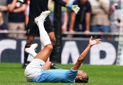 El jugador alemán se dañó el ligamento cruzado de la rodilla derecha durante el duelo por el Community Shield ante Liverpool.