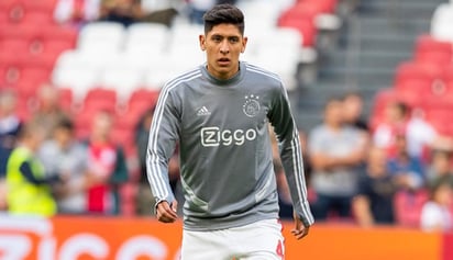 El zaguero tricolor estará por vez primera en el banquillo del mítico Johan Cruijff Arena. (CORTESÍA AJAX)