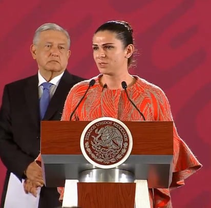 Guevara presentó un balance de la justa panamericana, en la que México obtuvo 136 medallas (37 de oro, 36 de plata y 63 de bronce), agradeció el respaldo del gobierno federal y entregó a López Obrador una medalla y una figura conmemorativa.
(YOUTUBE)