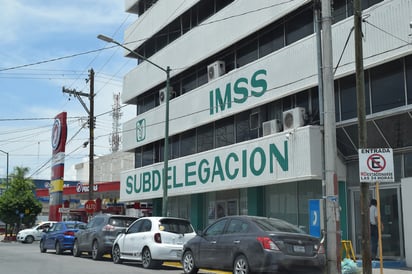 Líder sindical de la Sección 16 del Sindicato del IMSS niega venta de plazas sindicales. (EL SIGLO DE TORREÓN)