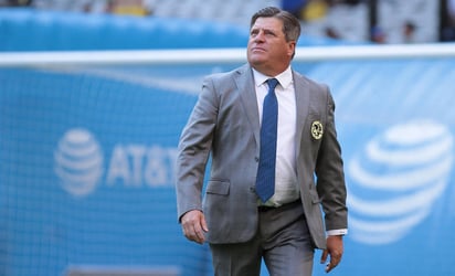 Miguel Herrera espera ganar un trofeo más con las Águilas del América. (ARCHIVO)