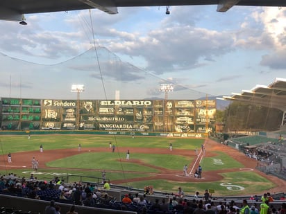 El encuentro se llevó a cabo en el Estadio Francisco I. Madero. (CORTESÍA)