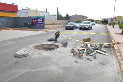 En bulevar Las Quintas son un problema las alcantarillas que se encuentran sin tapa.