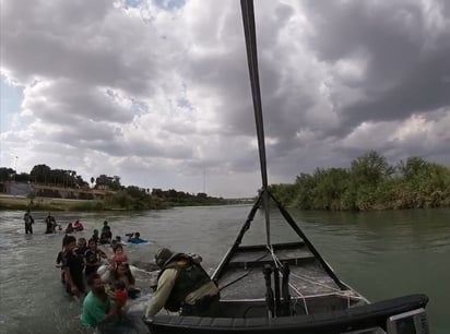 El grupo conformado por 28 ciudadanos originarios de Honduras fue rescatado por la Patrulla Fronteriza de Estados Unidos.