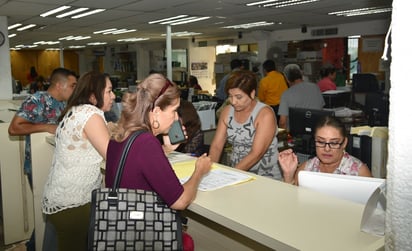 Maestros de educación básica recibirán mil plazas dentro de la asignación permanente y temporal en Durango.