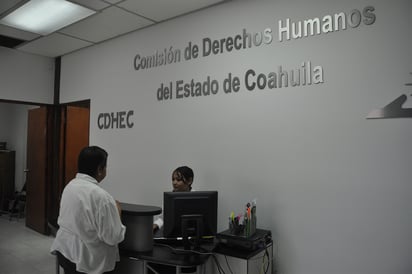 Ofrece becas para la primera competencia interamericana de debate sobre los derechos humanos a estudiantes de la entidad. (EL SIGLO DE TORREÓN)