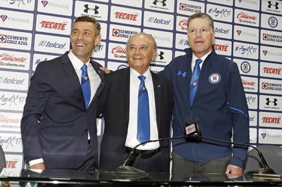 Guillermo 'Billy' Álvarez fue destituido como director general de la Cooperativa Cruz Azul. (ARCHIVO)