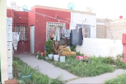 Padre intenta matar a sus tres pequeños hijos a golpes, pero vecina interviene y lo reporta al 911; los menores están hospitalizados. (EL SIGLO DE TORREÓN)