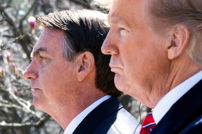 Bolsonaro visitó la Casa Blanca invitado por Trump en marzo en su primer viaje al exterior, mostrando sintonía ideológica y objetivos comunes. (ARCHIVO)
