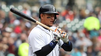 El venezolano Miguel Cabrera durante un juego contra los Reales de Kansas City.