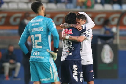 Jorge Hernández (16) marcó el segundo gol de los Tuzos, para así vencer a los Rojinegros y conseguir sus primeras unidades como local. (JAM MEDIA)