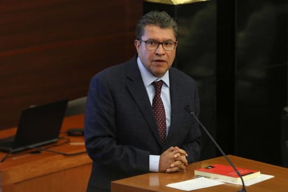 El coordinador de los senadores de Morena, Ricardo Monreal Ávila, presentará ante la Permanente una iniciativa de reforma al Código Penal Federal en la que plantea tipificar el terrorismo racial, de odio y por xenofobia, y aumentar las penas por ese delito hasta a 45 años de prisión. (EFE)