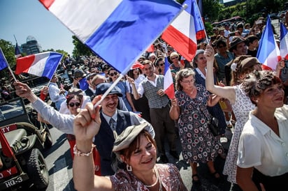 El 25 de agosto de 1944, las tropas de la Francia libre dieron por liberada París del yugo nazi, 1,500 días después de la ocupación, una fecha simbólica que fue conmemorada este domingo en la capital francesa. (EFE)