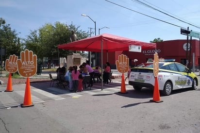 La Dirección de Tránsito y Vialidad se unió a la campaña de concientización del Día Naranja. (BEATRIZ A. SILVA)