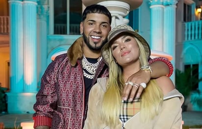 Anuel AA compartió un video en redes sociales donde felicita a Karol G por cumplir su primer aniversario como pareja. (INSTAGRAM)