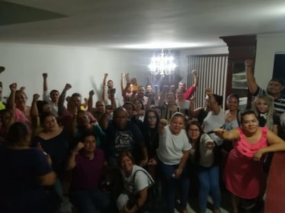 La equivocación se presentó al momento de escribir el nombre de la contendiente por la planilla morada, Rafaela Zapata Morales, a quien se le nombró Rafael. (EL SIGLO DE TORREÓN)