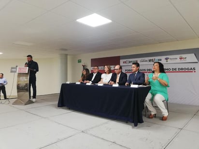 El foro se efectúa en las instalaciones de Ciudad DIF en Torreón. (EL SIGLO DE TORREÓN)