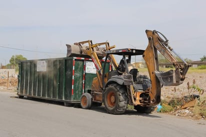 El Sistema Municipal de Aguas y Saneamiento trabajó en el retiro de un poco más de 19 toneladas de basura en cinco colonias. (BEATRIZ A. SILVA)