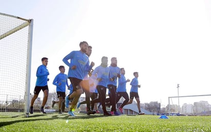 Boca comenzó su preparación para el próximo juego de la Superliga y la semifinal de la Libertadores ante River. (CORTESÍA)