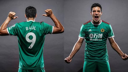 Wolves presentó un tercer uniforme que tiene al verde como base, el cuello es de color blanco mientras que algunas franjas ubicadas en los hombros son rojas. (ESPECIAL)
