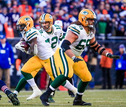 Green Bay tiene 97 triunfos, Chicago suma 95 victorias y han igualado en seis ocasiones. (ARCHIVO)