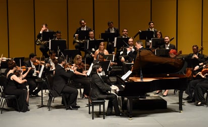 Talento. Ricardo Acosta volverá a tocar junto a Camerata para el aniversario XV del teatro Nazas. (EL SIGLO DE TORREÓN/ ARCHIVO)