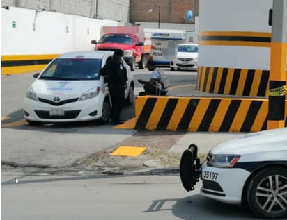 Accidente laboral moviliza cuerpos de rescate y seguridad de Torreón; un trabajador perdió un dedo del pie. (EL SIGLO DE TORREÓN)