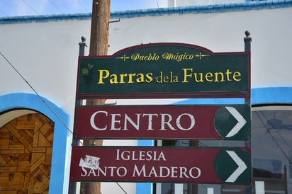 Los visitantes pudieron adquirir los tradicionales dulces regionales de leche, coco y mucha nuez.