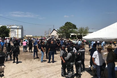 En la elección de la mesa directiva del despepite en Madero 'chocaron' priistas y morenistas. (EL SIGLO DE TORREÓN/MARY VÁZQUEZ)