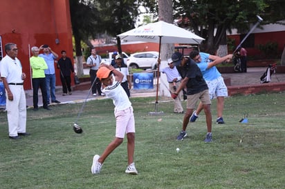 El tradicional Rompehielo dio inicio a este torneo que es toda una tradición lagunera. (JESÚS GALINDO)