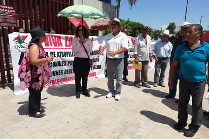 Se manifiestan campesinos en instalaciones de Poder Judicial. (VIRGINIA HERNÁNDEZ)